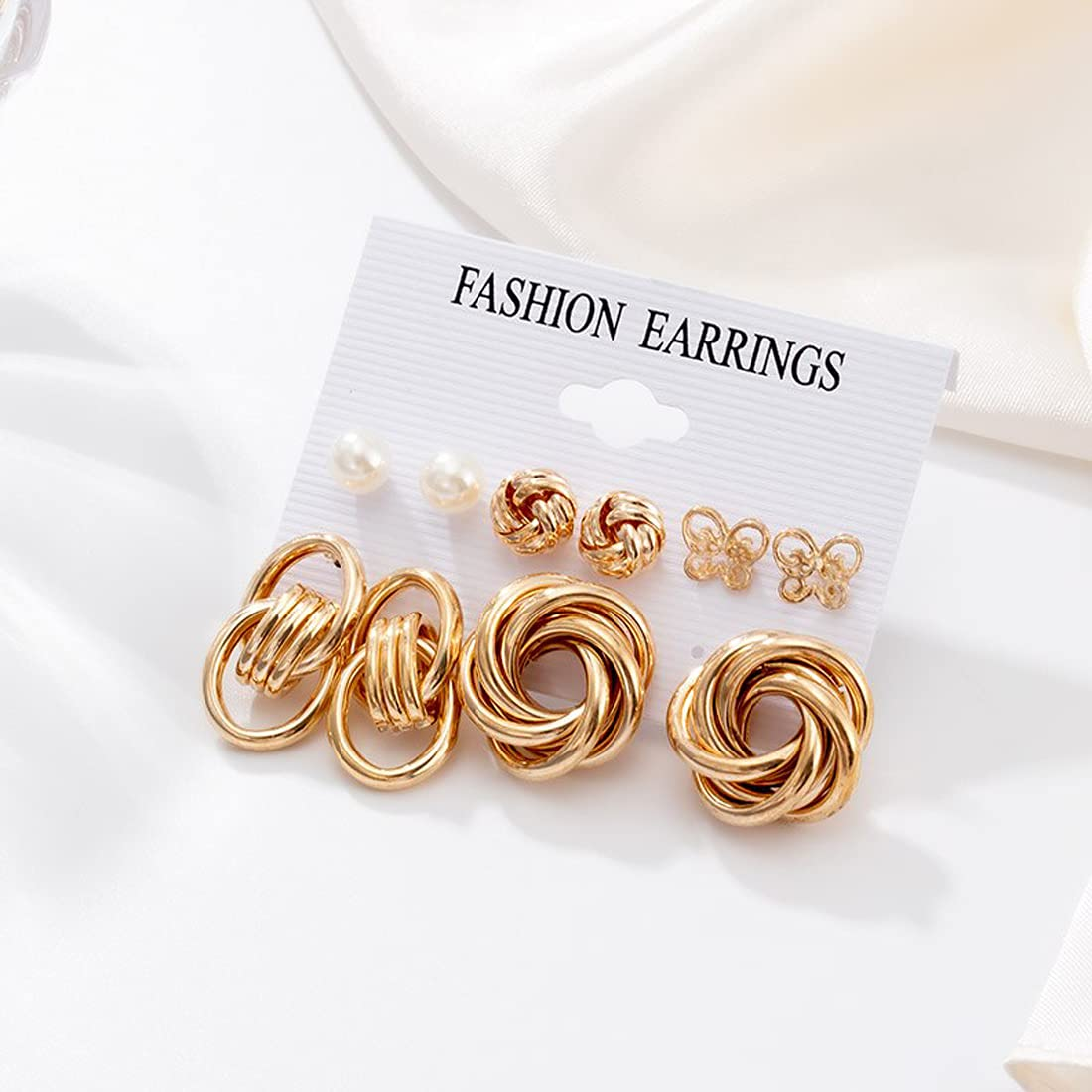 My Love for Minimal Earrings That Match Every Outfit