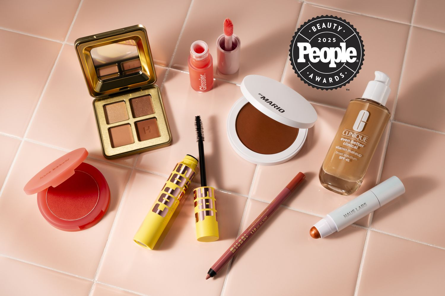 Hot Makeup Products of 2025: What’s the New Trend?
